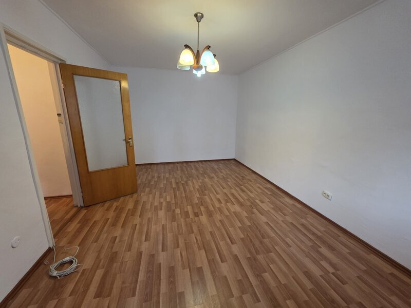 Theodor Pallady, 5 minute metrou 1 Decembrie 1918, pe strada Becatei